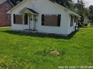 524 McNeill St, Lumberton, NC 28358