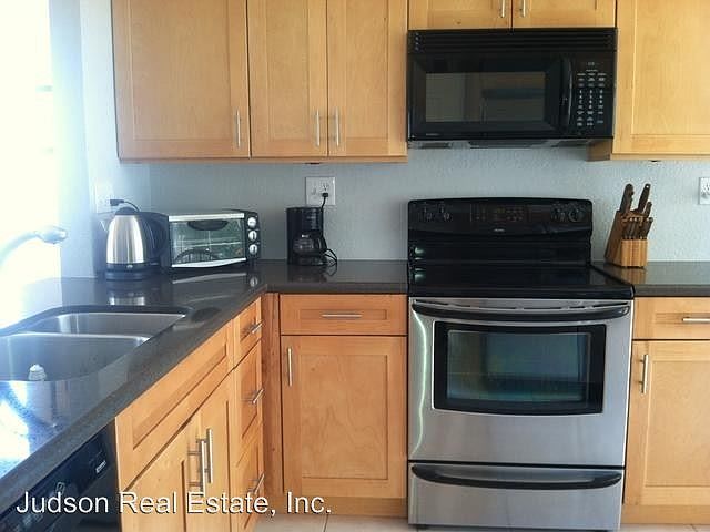 2nd image of 1509 Calle Devanar