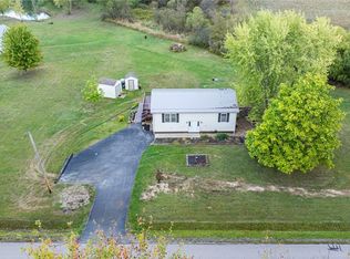 1449 Thiel Rd, Jefferson, OH 44047