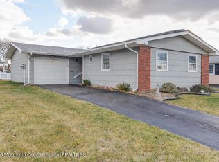 3 Masters Rd, Brick, NJ 08724