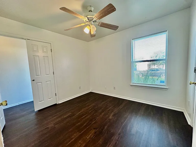 123 Amelia Ct — Photo 6