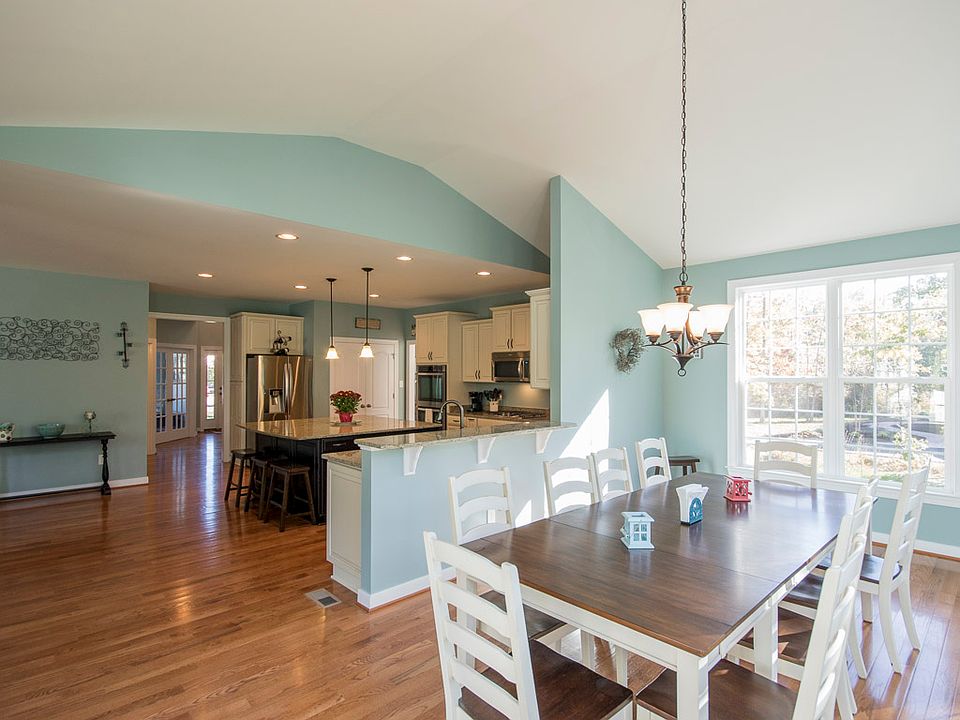 1st image of 9395 Wild Honeysuckle Ln