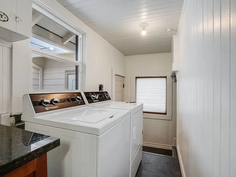 11811 SE Boise St — Photo 12
