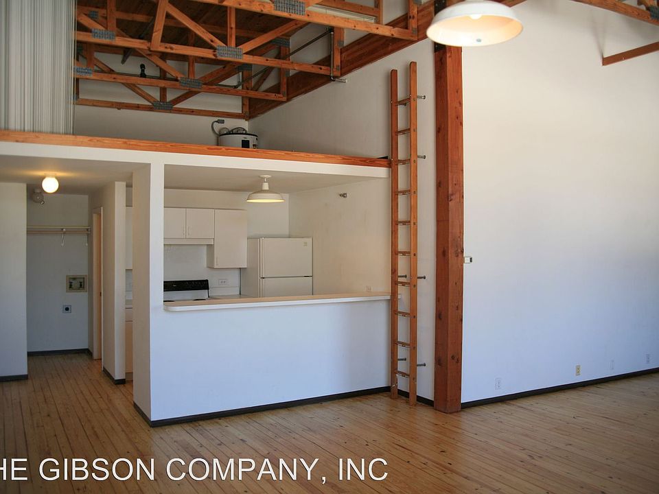 1st image of 4118 Commerce St #209