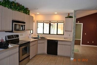 5th image of 53 Black Alder Dr