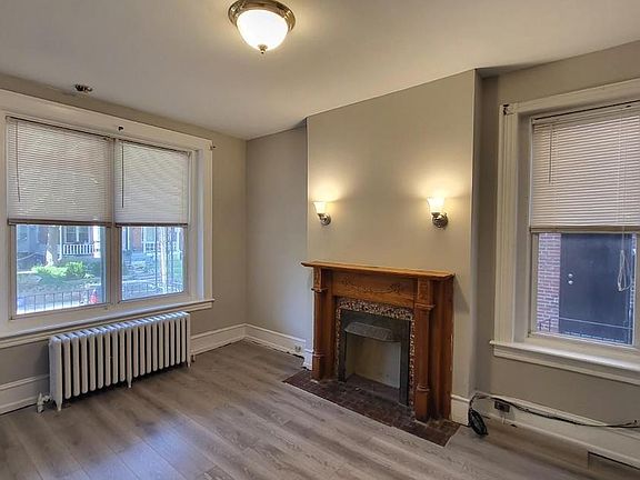 3rd image of 432 W Bringhurst St Fl 1