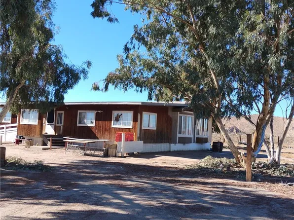 2551 Bella Vista Dr, Adelanto, CA 92301