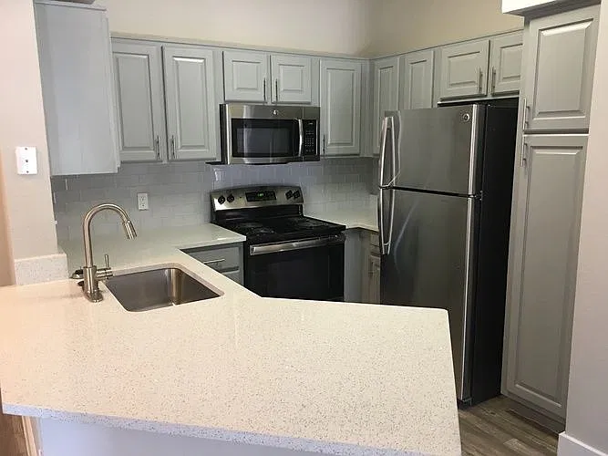 1 bed, 1.0 bath, 650 sqft, $1,175 — Photo 3