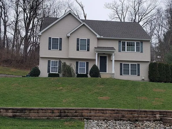 86 Phillip Dr, Kirkwood, PA 17536