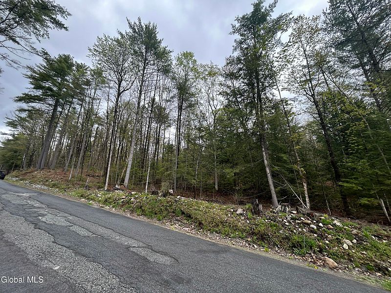 3rd image of L46 Alder Brook Road