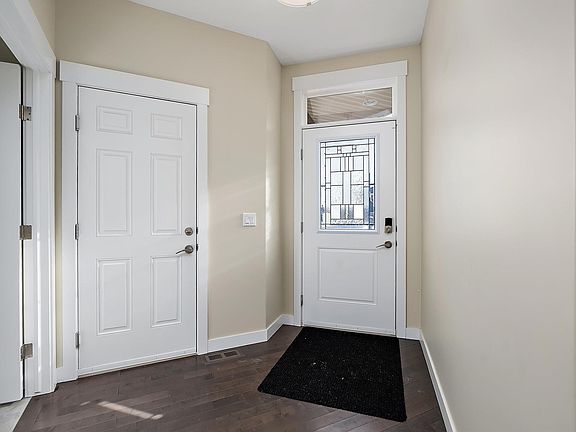 4th image of 3090 Cameron Heights Way NW