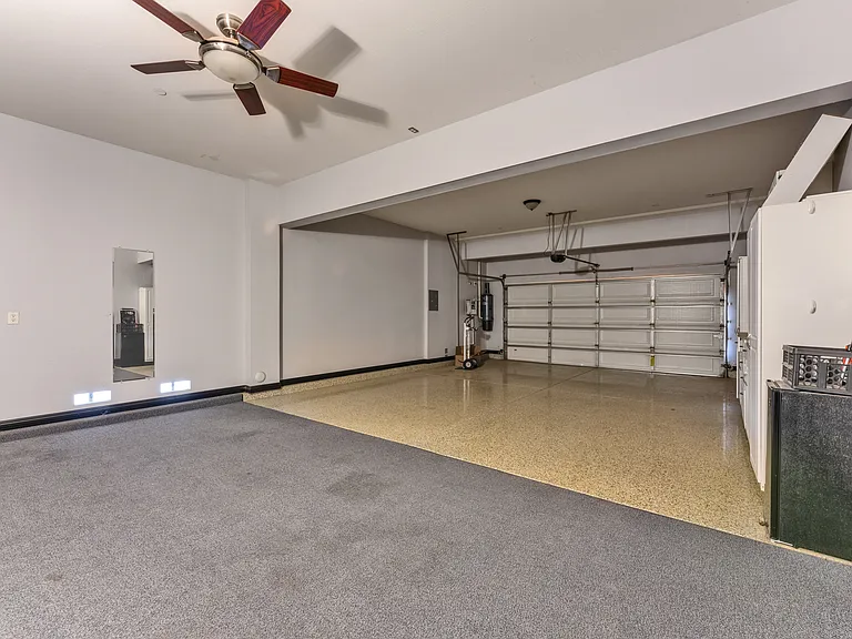 13143 Carriage Trail Ct — Photo 24