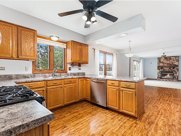 5th image of 8428 Stephen Ct
