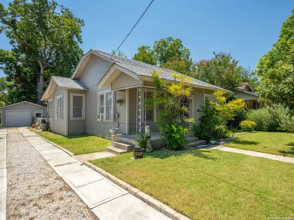 2022 Sacramento, San Antonio, TX 78201