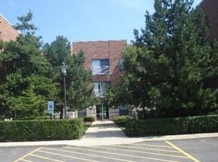 3275 Kirchoff Rd APT 237, Rolling Meadows, IL 60008