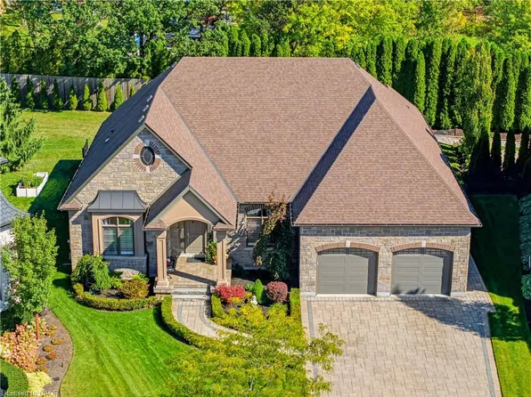 28 Sandalwood Cres, Niagara On The Lake, ON L0S 1J0