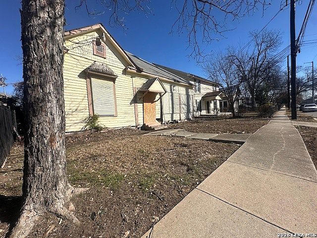 Fix & Flip SFH in San Antonio, TX 78202 – $99,000 — exterior photo