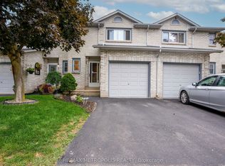 2 Royalwood Ct #59, Hamilton, ON L8E 4Z1