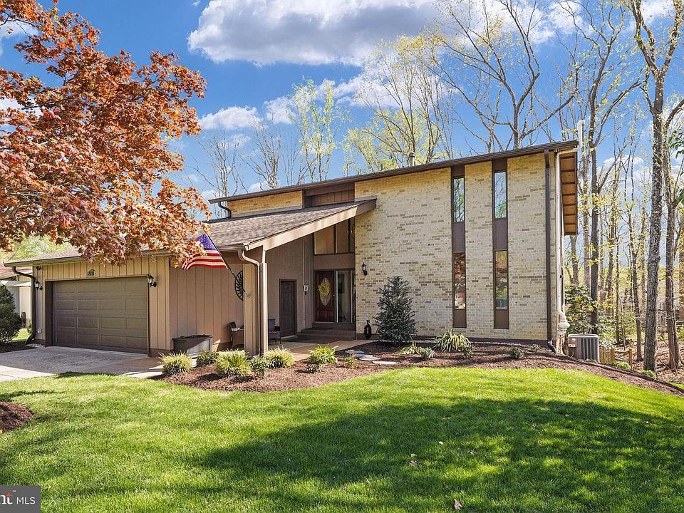 1st image of 2711 Woodfern Ct