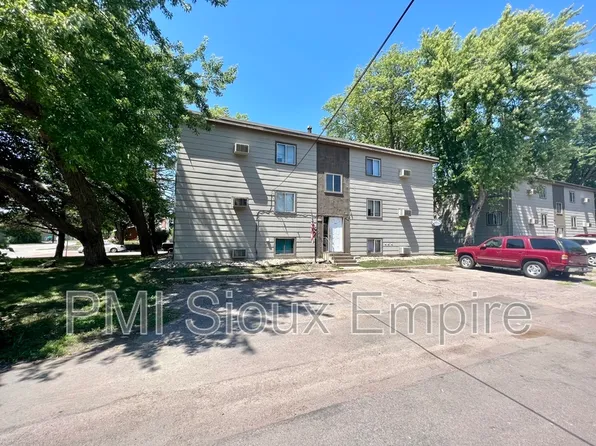 120 S Garfield Ave #24, Sioux Falls, SD 57104