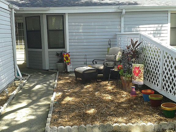 2nd image of 2489 Alhambra Ct