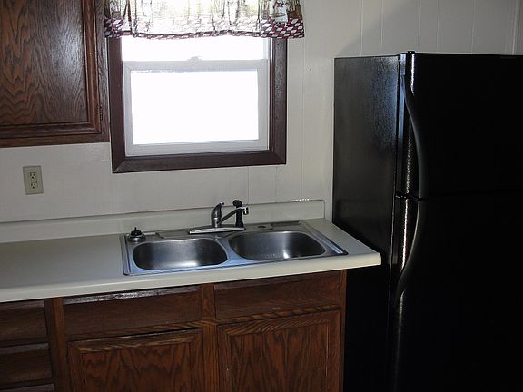5th image of 410 N Cushman Ave