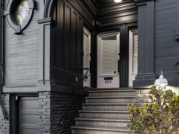 2nd image of 627 Castro St