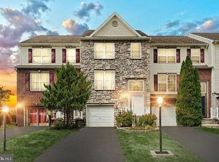 1193 Ledge Dr, York, PA 17408