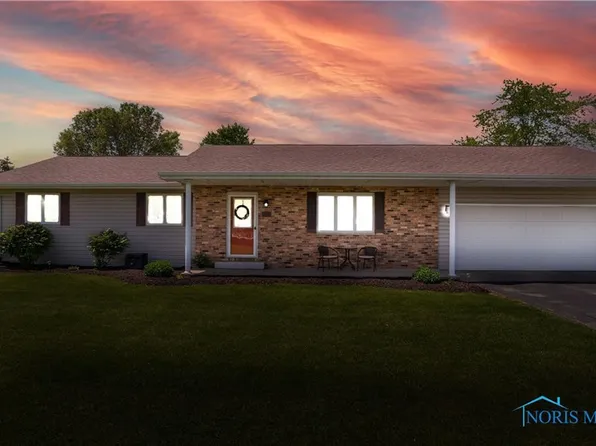 376 Pinebrook Ct, Mc Comb, OH 45858