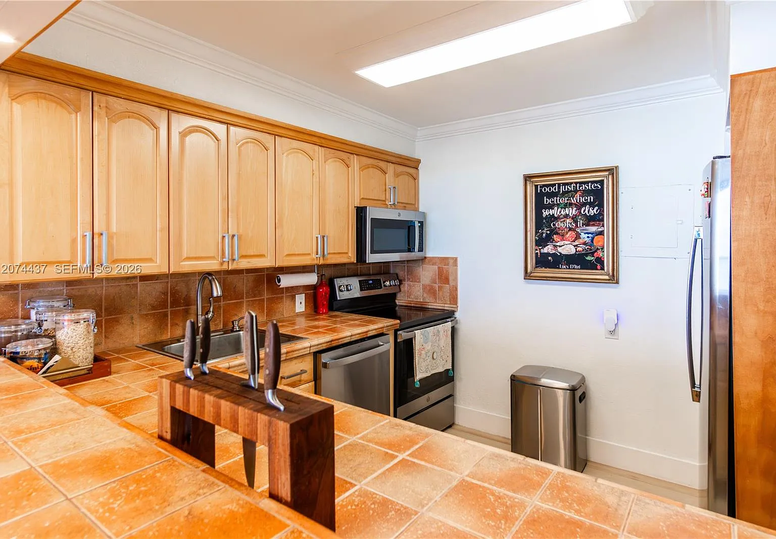 Arlen Beach Condo — Photo 2