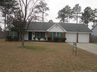 6742 Pin Oak Ln, Fayetteville, NC 28314