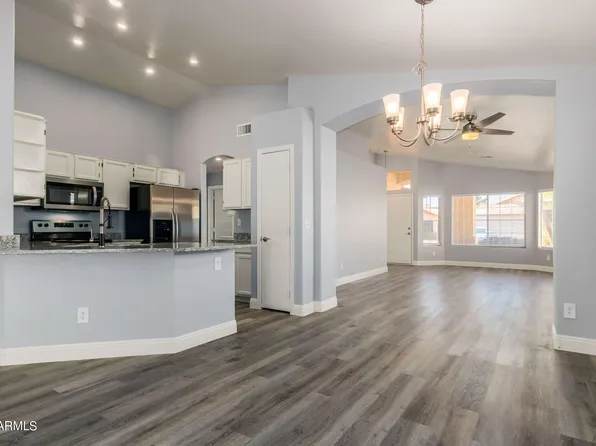 109 W Helena Dr, Phoenix, AZ 85023