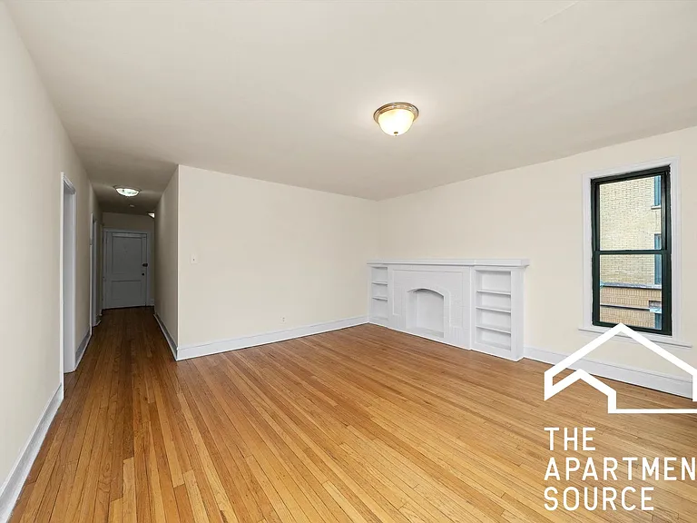 2331 N Spaulding Ave #1A — Photo 3
