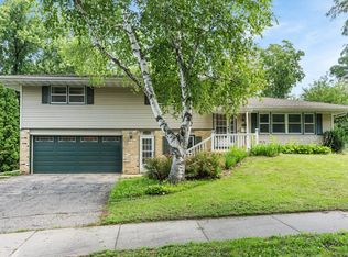 1011 Bay Ridge Rd, Madison, WI 53716