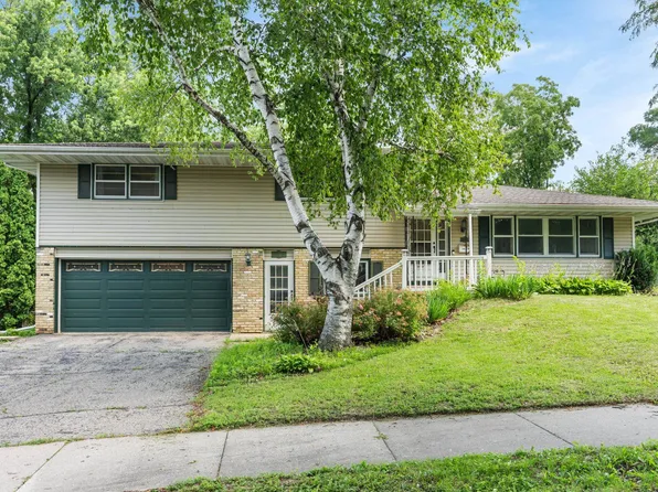 1011 Bay Ridge Rd, Madison, WI 53716