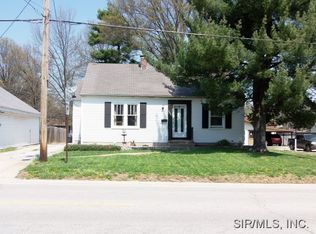 305 Front St, Waterloo, IL 62298