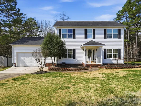 9665 Autumn Cir, Davidson, NC 28036