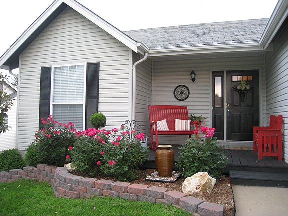 2nd image of 16883 Paradise Peak Cir