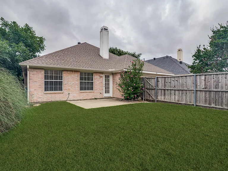 9021 Floyd Dr — Photo 17