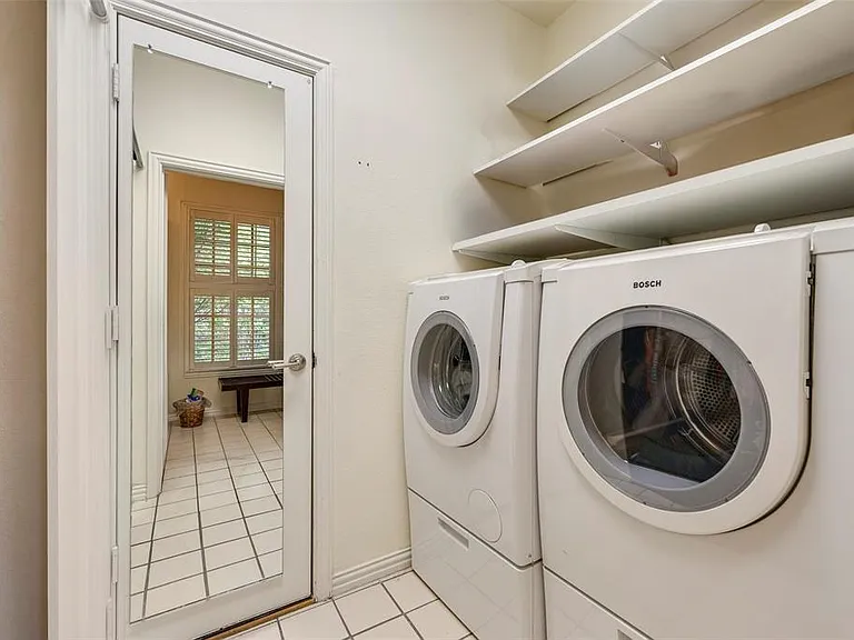 1418 Yakimo Dr — Photo 22