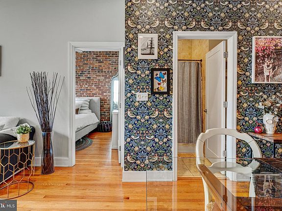 2nd image of 1531 Park Rd NW APT 6