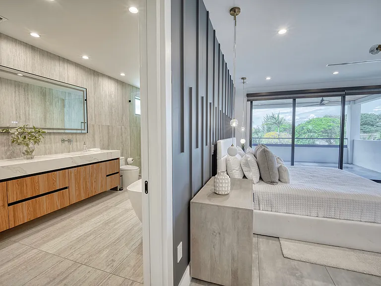 2613 Center Ave — Photo 33