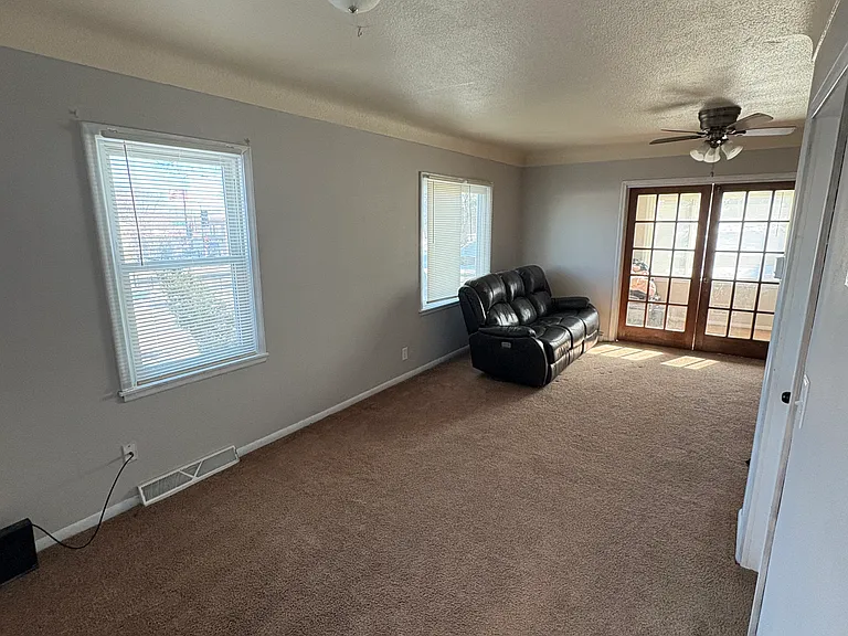 1763 7th St E #1 — Photo 11