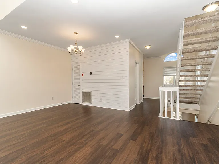 9568 Bay Front Dr — Photo 35