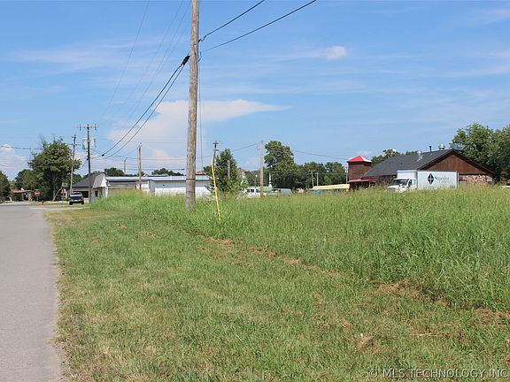 2nd image of S Grant Ave