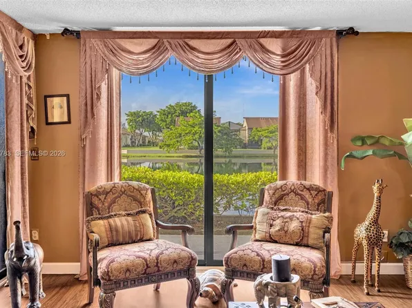 450 NW 214th St APT 102-16, Miami Gardens, FL 33169