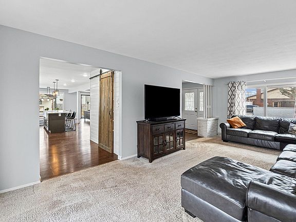 5th image of 4619 Gertrude Ln