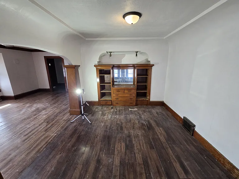 1908 W Melvina St — Photo 14