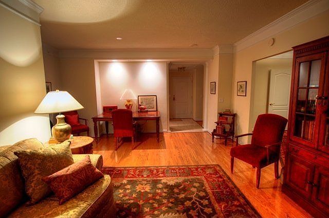 For Sale: 901 Monroe St N, Arlington, VA 22201