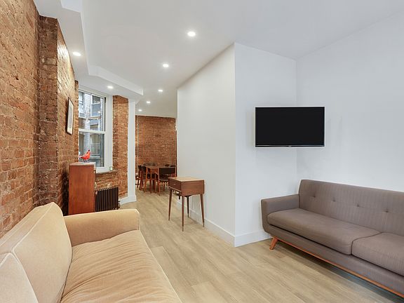 4th image of 252 E 7th St #7/8